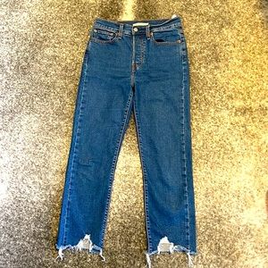 Women’s Levi Jeans - Size 27 Wedgie Straight Raw Cut jeans